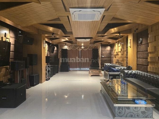 Cho thuê tòa nhà 3 mặt thoáng 8 tầng [Phố Vọng, Lê Thanh Thanh Nghị]