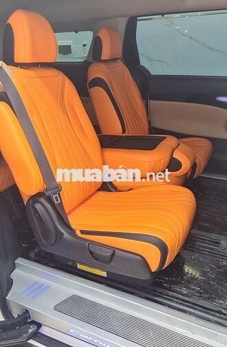 KIA CARNIVAL 2022 PREMIUM 8 CHỖ MÁY DẦU