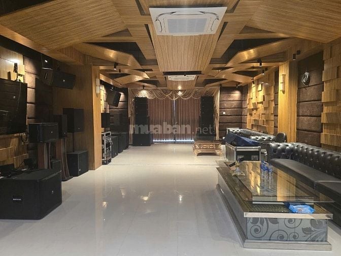 Cho thuê tòa nhà 3 mặt thoáng 8 tầng [Phố Vọng, Lê Thanh Thanh Nghị]