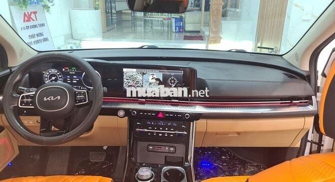 KIA CARNIVAL 2022 PREMIUM 8 CHỖ MÁY DẦU