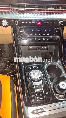 KIA CARNIVAL 2022 PREMIUM 8 CHỖ MÁY DẦU