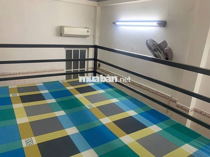 Phòng trọ có bếp Hồ Bá Kiện ngay công viên Lê Thị Riêng Q10