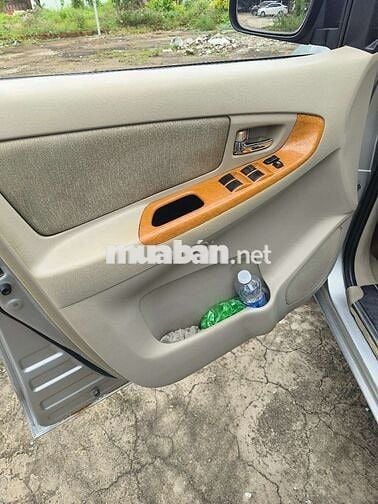 Bán xe innova g xịn 2009