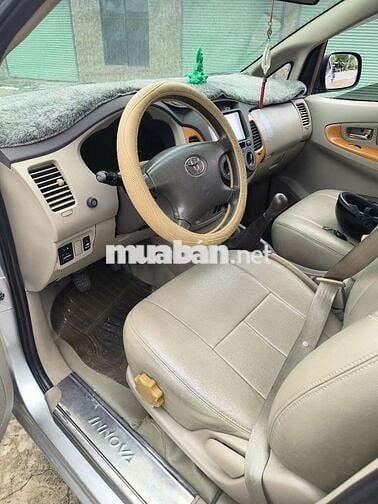 Bán xe innova g xịn 2009