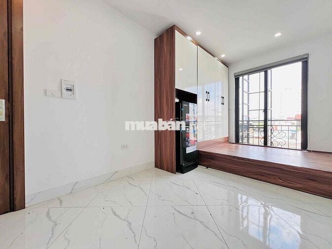 Cho thuê 281 Trương Định giá 4tr2,4tr3,4tr5