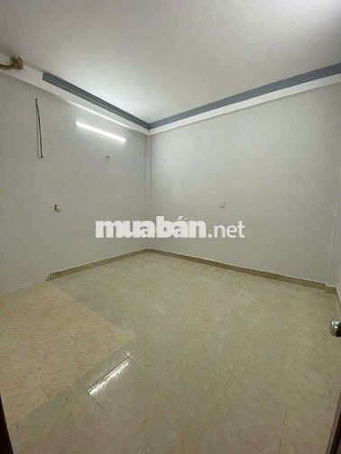 Cho thuê nhà DT : 4m ❌ 16m 
- KC : 1 trệt 1Lầu +3PN bếp  2wc ban công