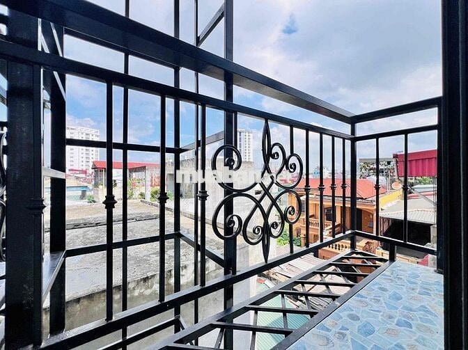 Cho thuê 281 Trương Định giá 4tr2,4tr3,4tr5