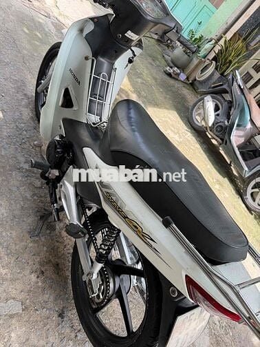Honda Wave A 2010 màu Trắng