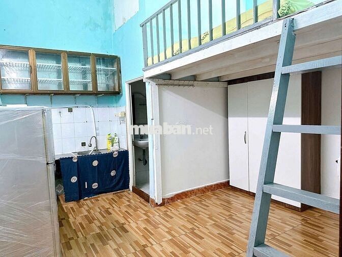 Cho thuê CHDV giá 4,5tr ngay Thành Thái Q.10