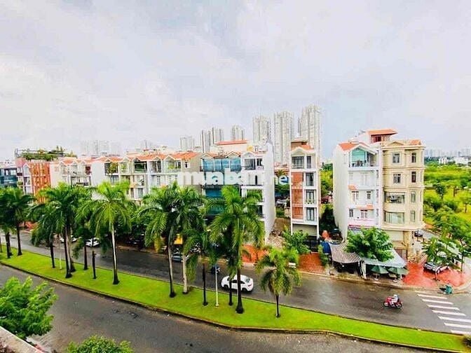 Sàn VP 75m trống suốt mặt tiền D1 Him Lam, có thang máy, máy lạnh