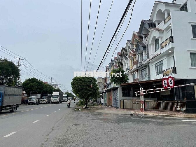 Đất sổ Hồng 85m2 đường DT 743-Di An-TP HCM