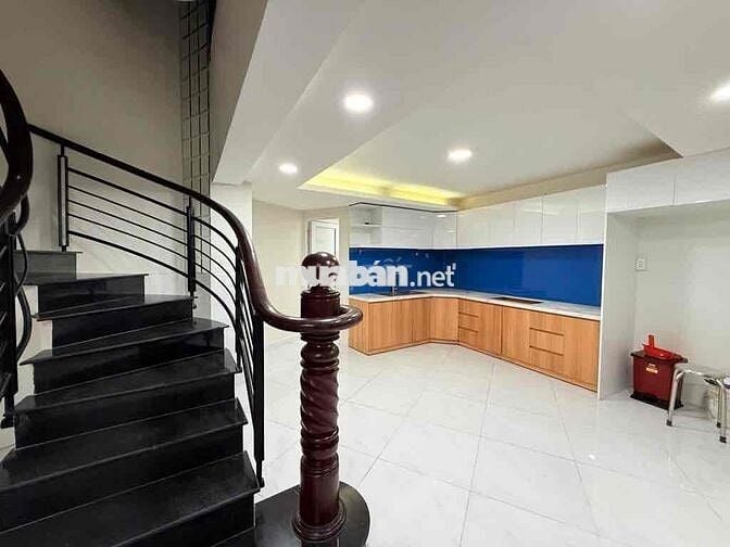 🟥Gấp Bán Nhà 5 Tầng _Hoàng Hoa Thám _DTSD ~300m2 _HXH Ngủ Nhà.