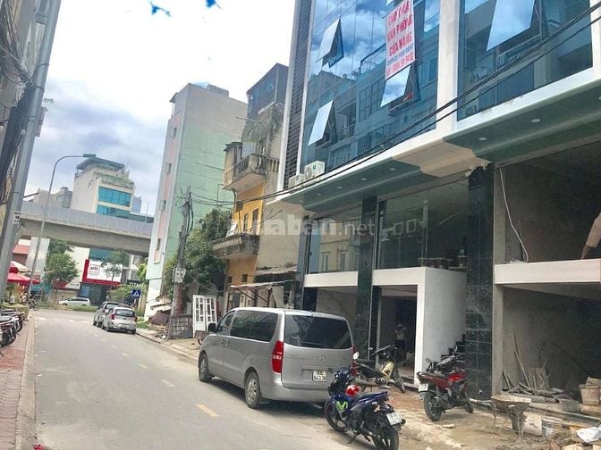 Chính Chủ Cho Thuê Văn phòng giá rẻ 236 Nguyễn Văn Tuyết, Đống Đa, HN 