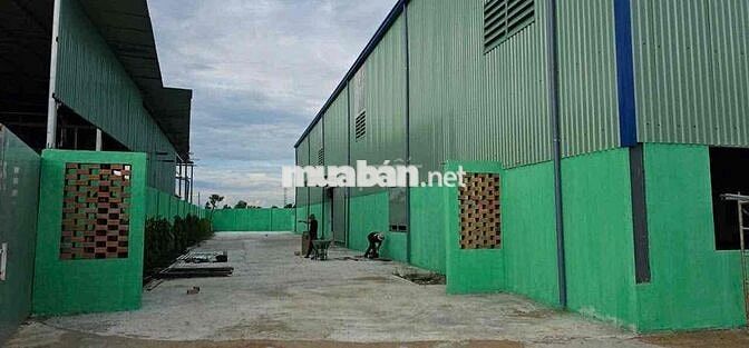 Cho thuê kho xưởng 2.600 m2 ngoài KCN tại Xã Đức Hòa, Tỉnh long an