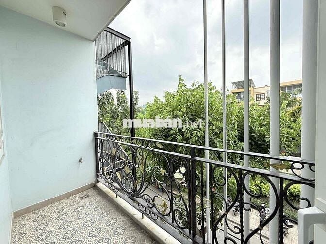 🟥Bán Nhà MT Công Viên _4 Tầng _Cách Đại Học Văn Lang 50m_Cho thuê 40tr