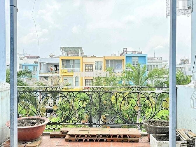 🟥Bán Nhà MT Công Viên _4 Tầng _Cách Đại Học Văn Lang 50m_Cho thuê 40tr