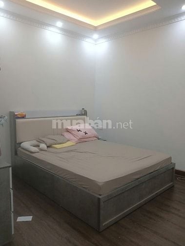 Bán  nhà host trung tâm phố cổ Ngọc Lâm 6 tầng thang máy .Giá 8,95 tỷ