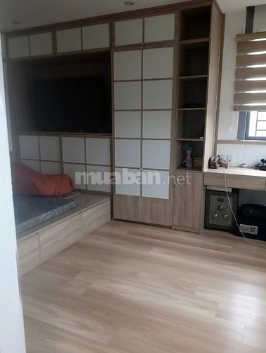 Bán  nhà host trung tâm phố cổ Ngọc Lâm 6 tầng thang máy .Giá 8,95 tỷ