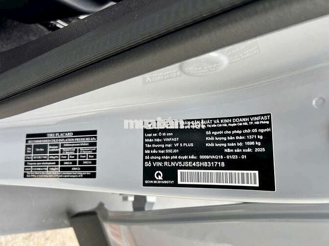 Vf5 đời 2025 đăng ký10/2025 chạy chưa tới 600km