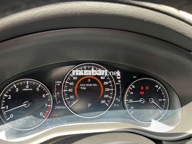 Mazda 3 2022 1.5L Luxury - 27000 km