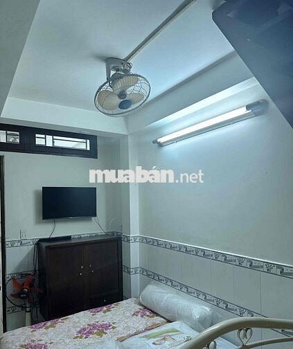 Cho thuê phòng trọ 30m2 nội thất đầy đủ gần chợ Bà Chiểu