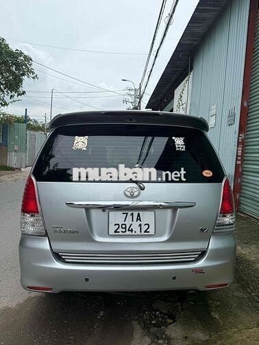 Toyota Innova 2009 V Bạc