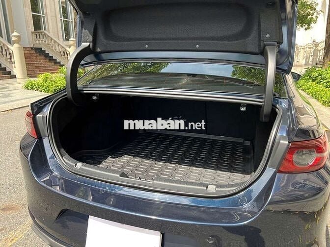 Mazda 3 2022 1.5L Luxury - 27000 km