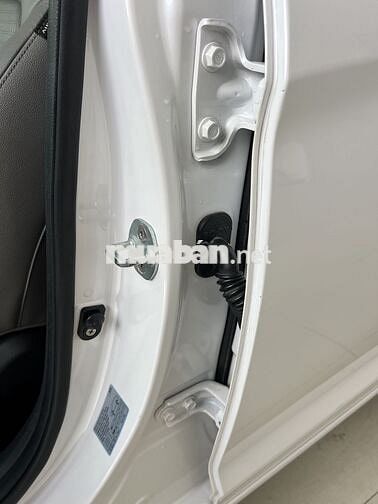 Hyundai Elantra 2017 2.0 AT - 85000 km