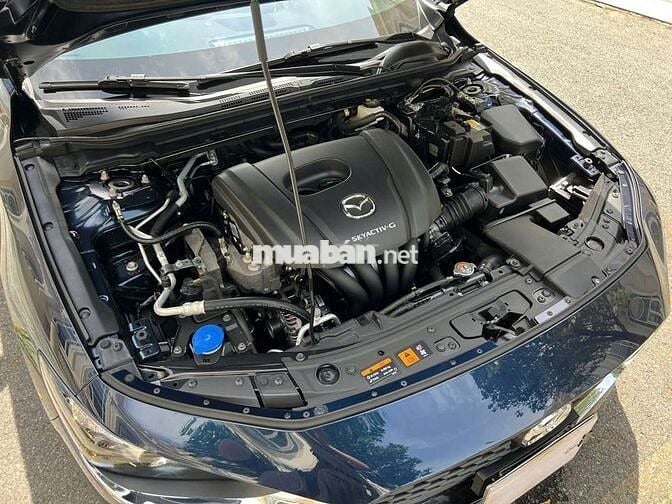 Mazda 3 2022 1.5L Luxury - 27000 km