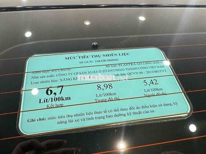 Hyundai Elantra 2018 - 70000 km