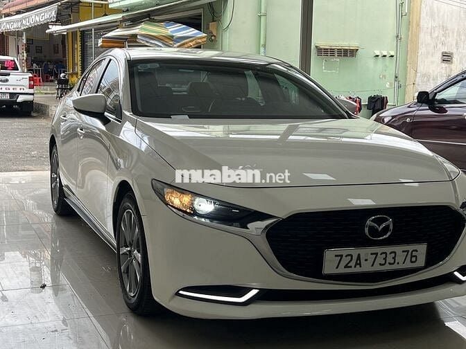 Mazda 3 2021 1.5L Luxury - 73000 km