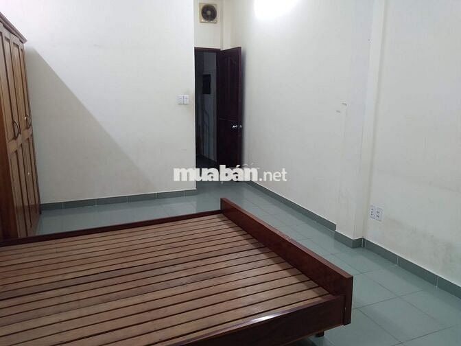 Phòng trọ 25m2 có ban công gần ngã tư Nguyễn Oanh-Phan Văn Trị, Gò Vấp