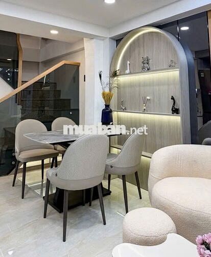 Nhà mới Cách Mạng Tháng Tám, Quận 3, 4 Tầng Sân thượng – 4.89 tỷ