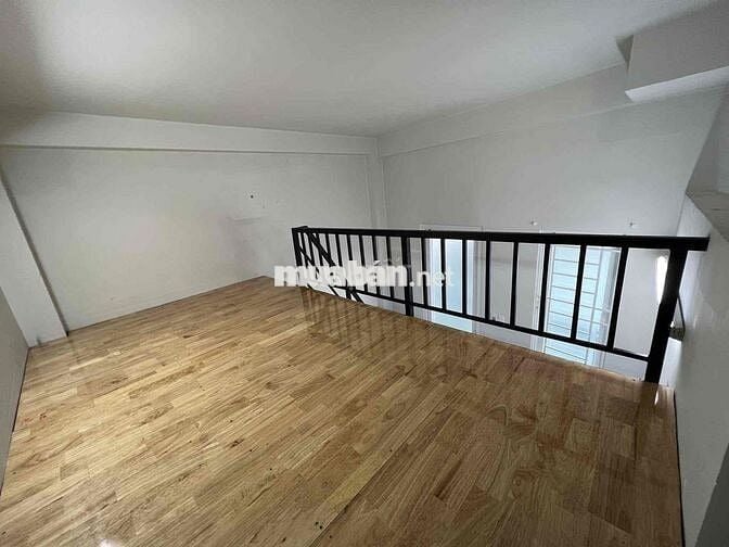 Tìm nữ ở Ghép trọ 22m2, có gác và ban công riêng ngay đường QL 13