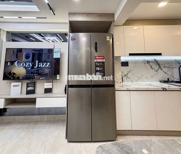 Nhà mới Cách Mạng Tháng Tám, Quận 3, 4 Tầng Sân thượng – 4.89 tỷ