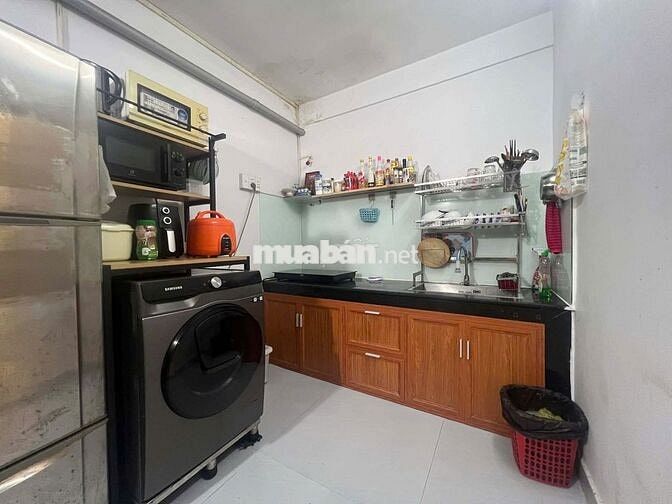 Chung cư Phạm Vấn 1 phòng khách, 1 phòng ngủ, 1 bếp, 1 nhà vệ sinh