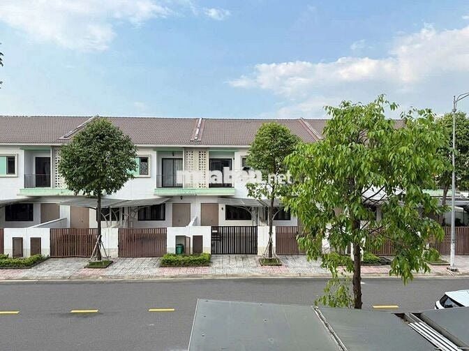 Cho thuê nhà đầy đủ nội thất tại KCN VSIP2 Bình Dương | Mới 2025