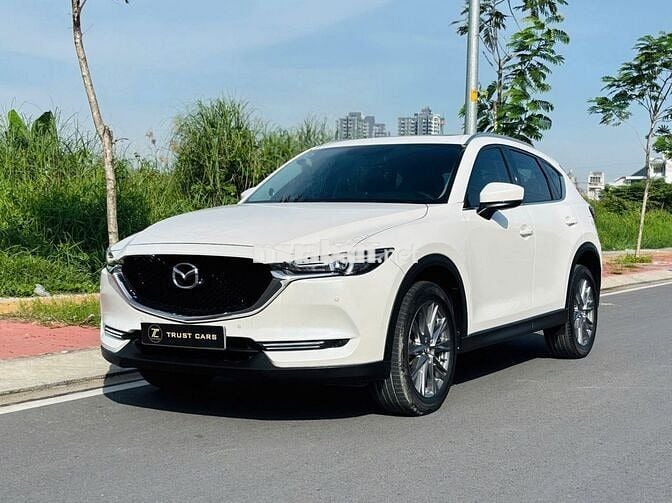 Mazda CX5 2022 2.0 Luxury 21000 km sơn zin 99%