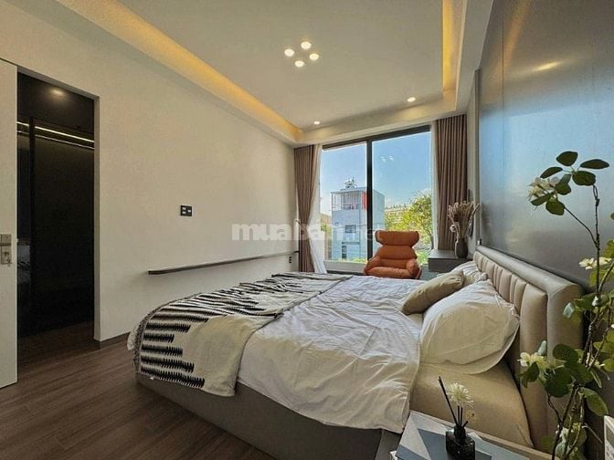 Cần bán gấp nhà 80m² đường Thạnh Xuân 38, Q12. Xây 3tầng,hẻm 5m,sổ sẵn