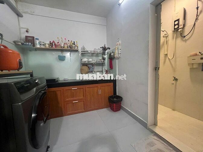 Chung cư Phạm Vấn 1 phòng khách, 1 phòng ngủ, 1 bếp, 1 nhà vệ sinh