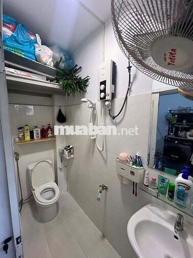 Chung cư Phạm Vấn 1 phòng khách, 1 phòng ngủ, 1 bếp, 1 nhà vệ sinh