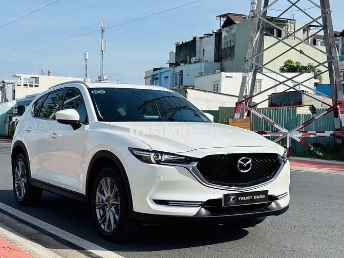 Mazda CX5 2022 2.0 Luxury 21000 km sơn zin 99%