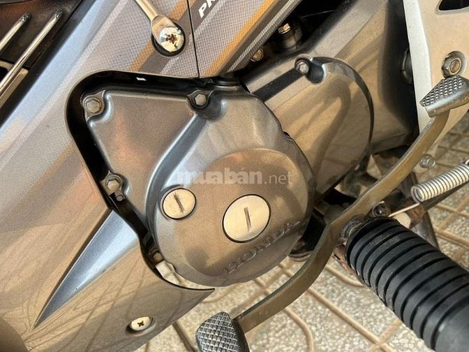 đổi qua sử dụng xe tay GA , cần bán honda fu neo fi 2008  BS TP HCM