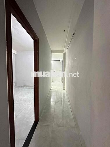 BÁN NHÀ 2 TẦNG TÂN HÒA ĐÔNG - GIÁP Q.6, TÂN PHÚ - HẺM NHỰA 10M THÔNG