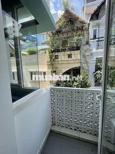 🏡 PHÒNG BAN CÔNG ĐẸP – GẦN CÔNG VIÊN LÊ THỊ RIÊNG – CMT8 TÂN BÌNH