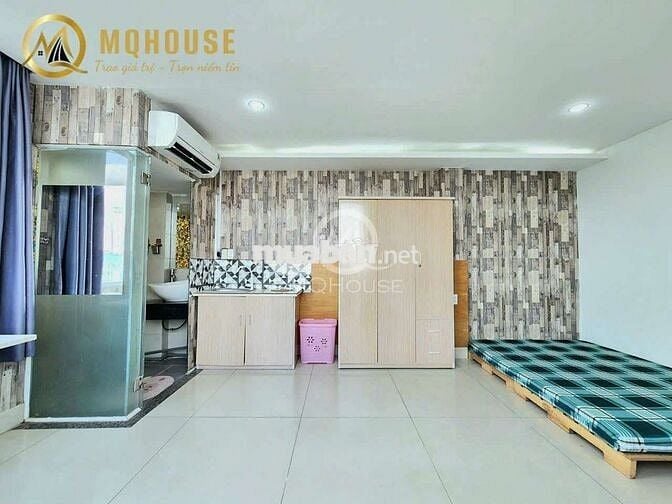 CĂN HỘ VIEW KÍNH SIÊU THOÁNG - CỬA SỔ TO - FULL NỘI THẤT - GẦN ĐẦM SEN