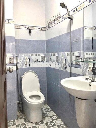 Nhà Mới Đường Số 8 (4x10m) 1 Lầu 2 Phòng . Hẻm Xe Hơi