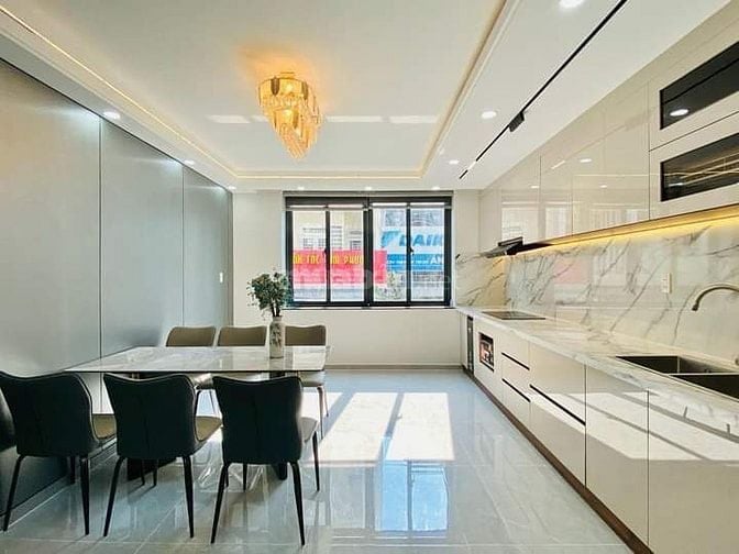 BÁN LẠI CĂN NHÀ Phạm Văn Bạch, Tân Bình. Đường chải nhựa, hẻn xe hơi