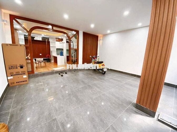 Cho Thuê Nhà Đường Nguyễn Cảnh Dị, Tân Bình ( Ngang 6m - Nhà Đẹp )