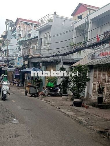 Nhà mặt tiền đường tám Doanh p4 q8 DT 4.7m x 18m nhà cấp 4